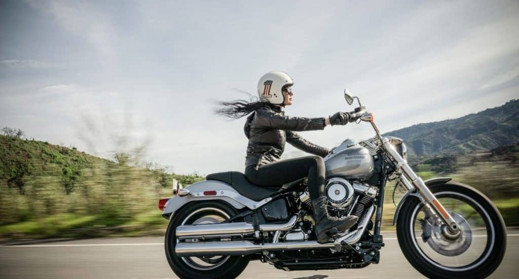 black and gray cruiser motorcycle